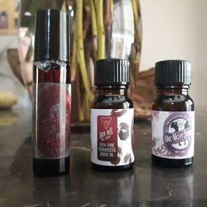 Fragrance oils